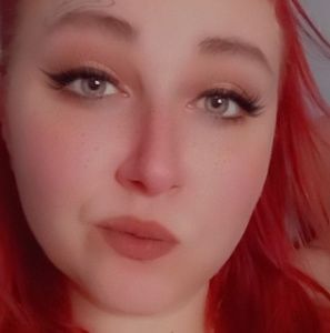 Meet your Posher, Rebecca